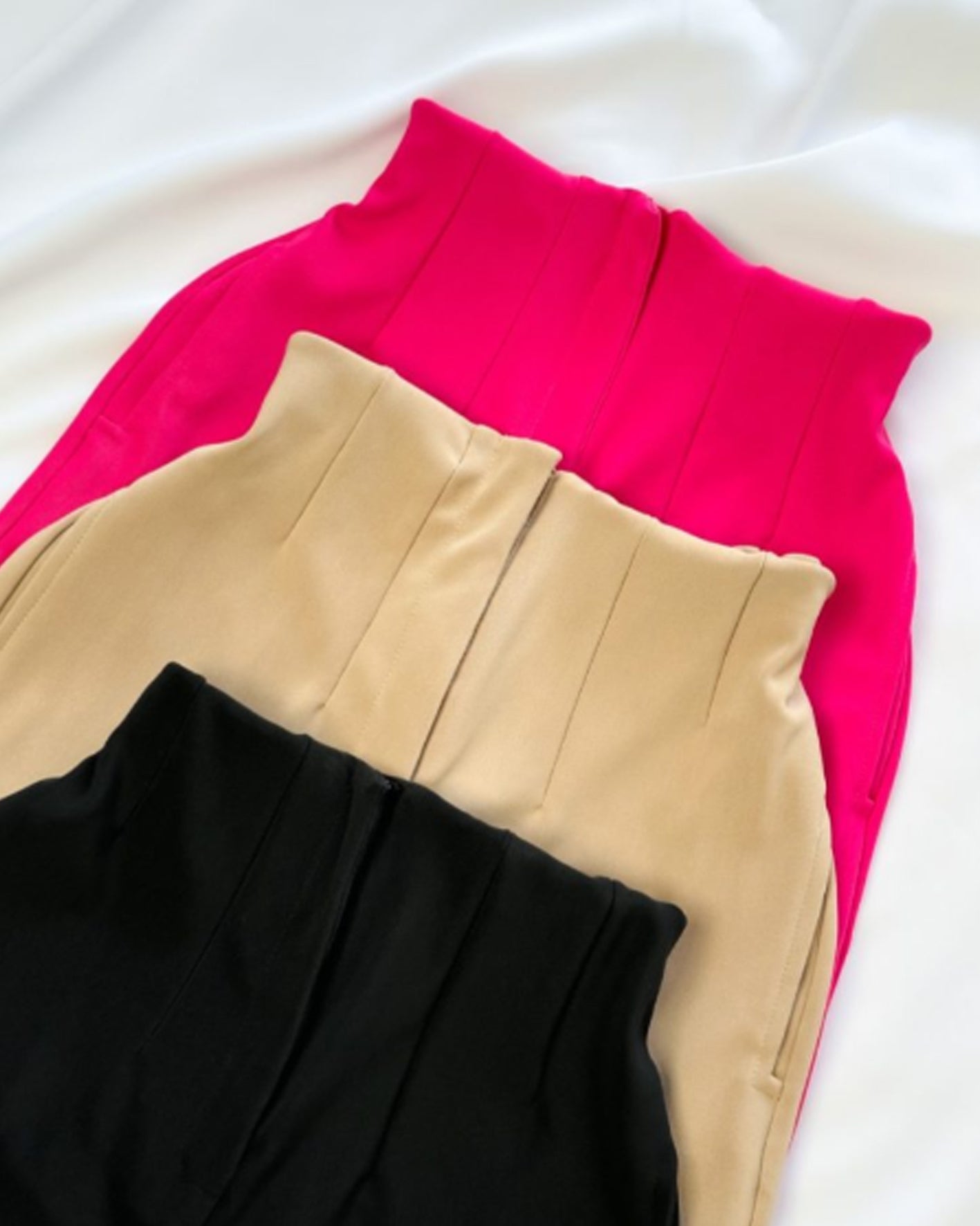 Pantalones con bolsillo en la cabeza sin cintura
